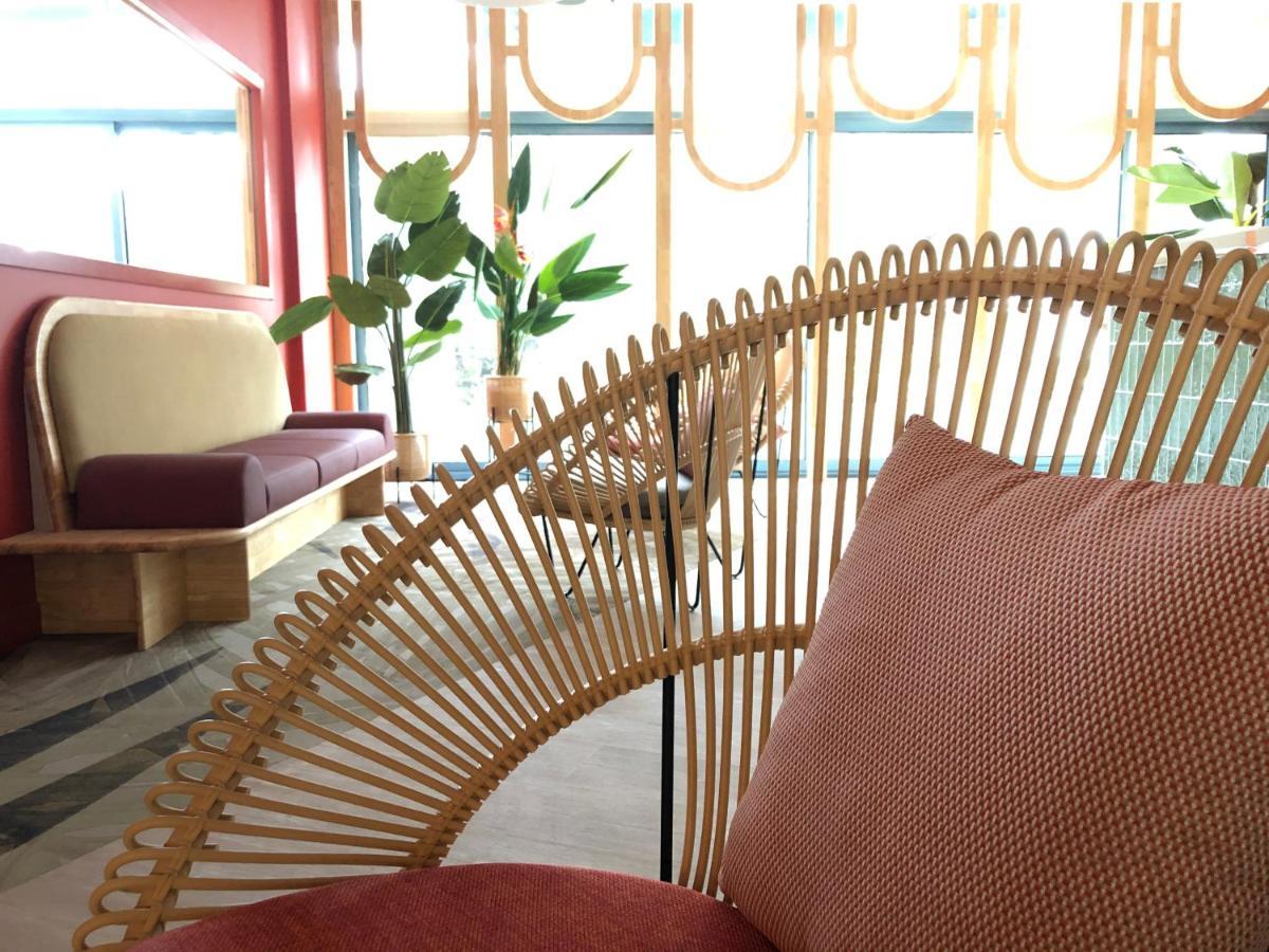 Ibis Styles Antibes Hotell Eksteriør bilde