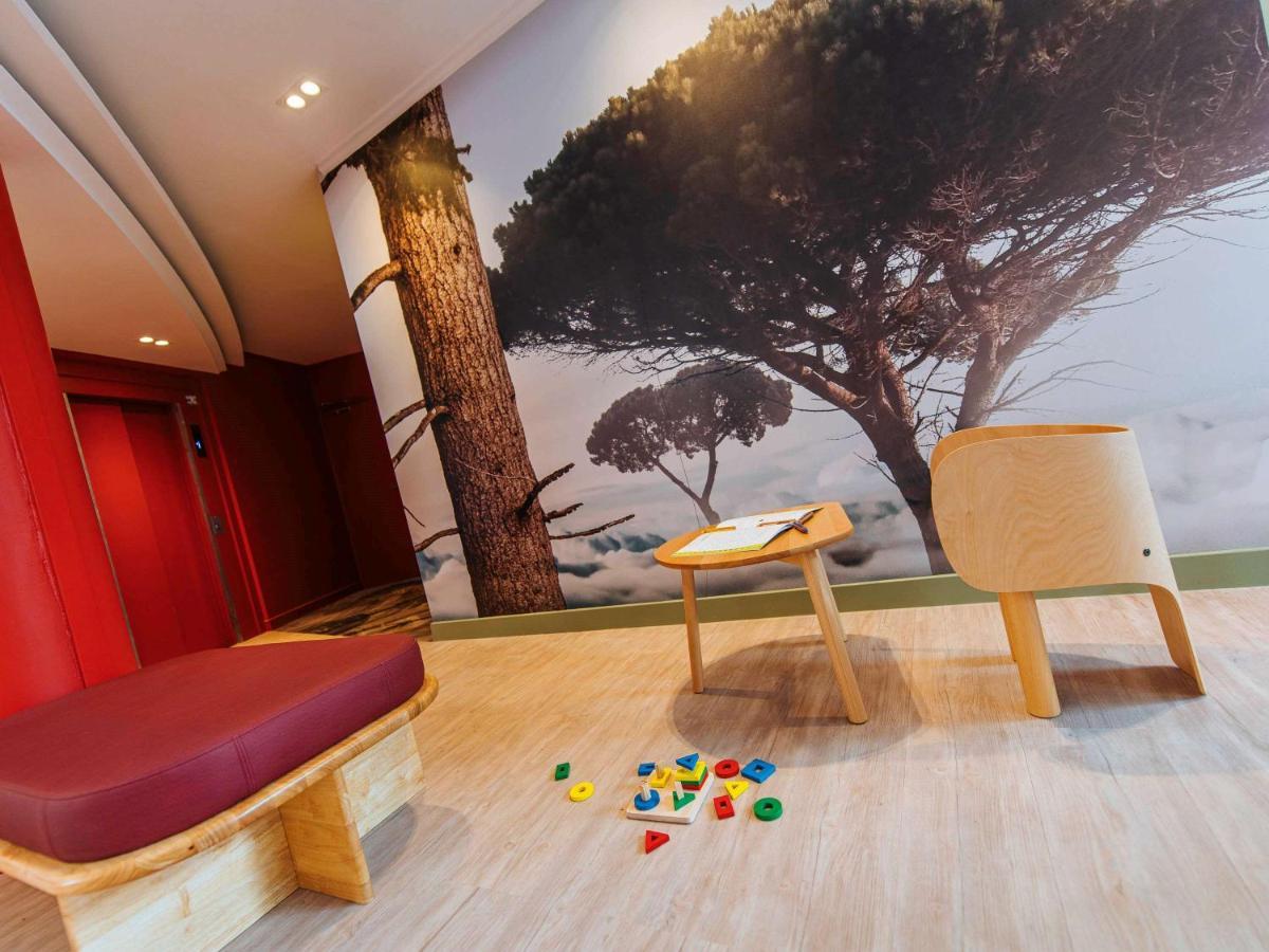 Ibis Styles Antibes Hotell Eksteriør bilde