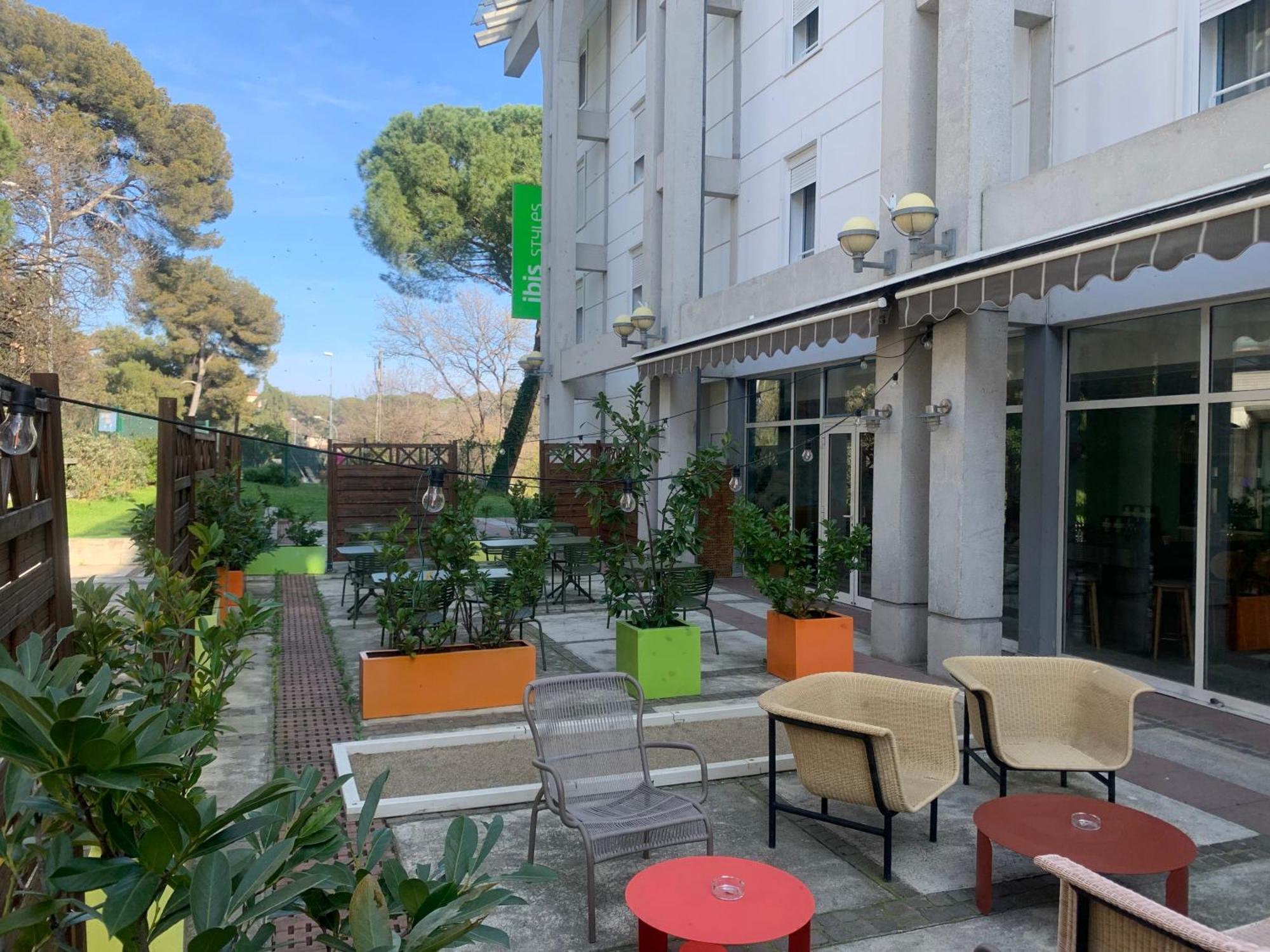 Ibis Styles Antibes Hotell Eksteriør bilde